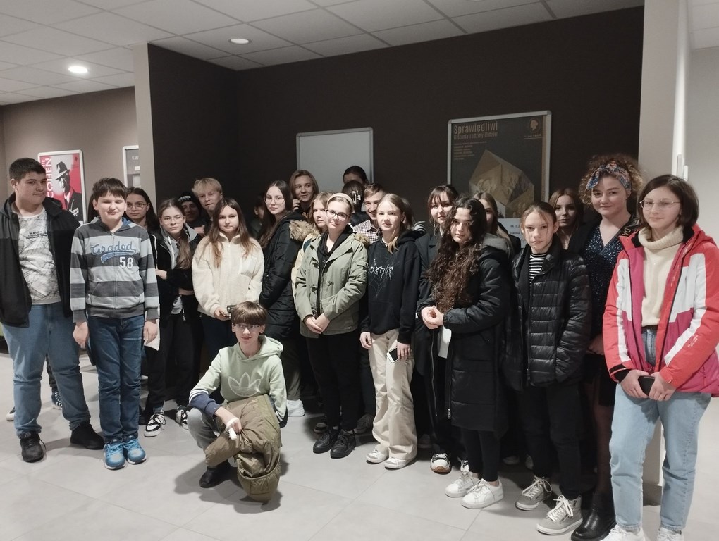 WYJŚCIE KLASY 8A I 8B