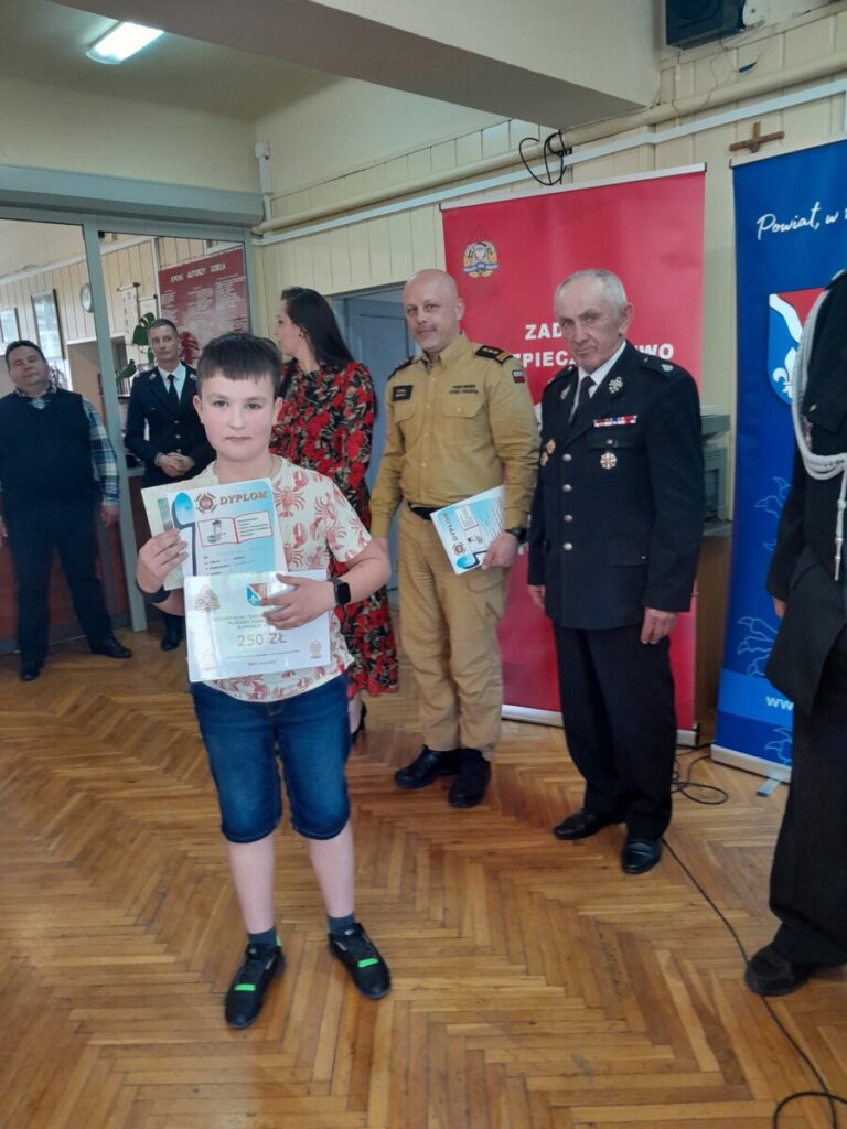 SUKCES NASZEGO UCZNIA W POWIATOWYM KONKURSIE WIEDZY POŻARNICZEJ