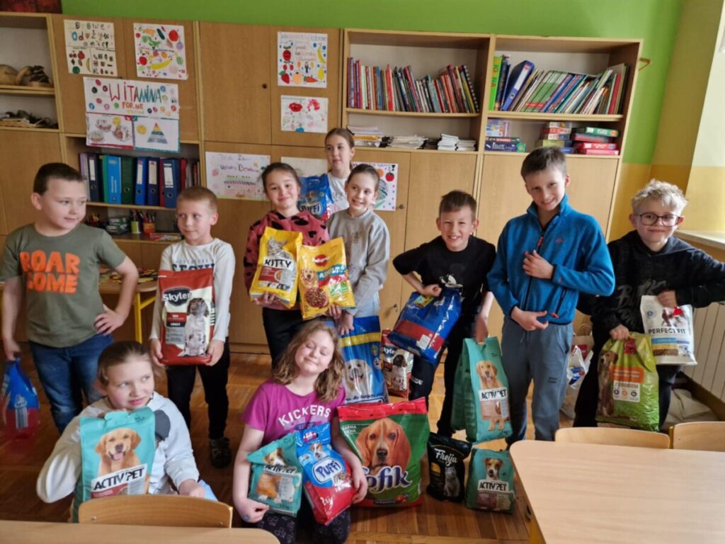 ZAKOŃCZENIE ZBIÓRKI KARMY – DZIĘKUJEMY ZA WASZE WIELKIE SERCA!