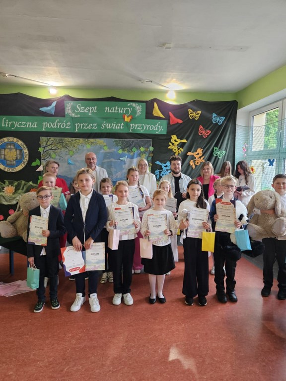 SUKCESY NASZYCH UCZNIÓW W BIESIADZIE LITERACKIEJ