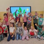 DZIEŃ JABŁKA W KLASIE 1 A – ZDROWO, SMACZNIE I RADOŚNIE